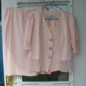 vintage XL pink skirt set with crochet